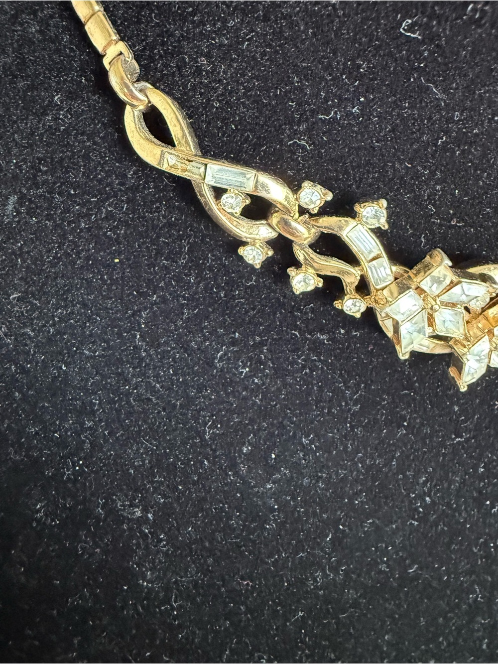 Trifari PAT. PEND. Rhinestone Floral Necklace - Picture 5 of 6